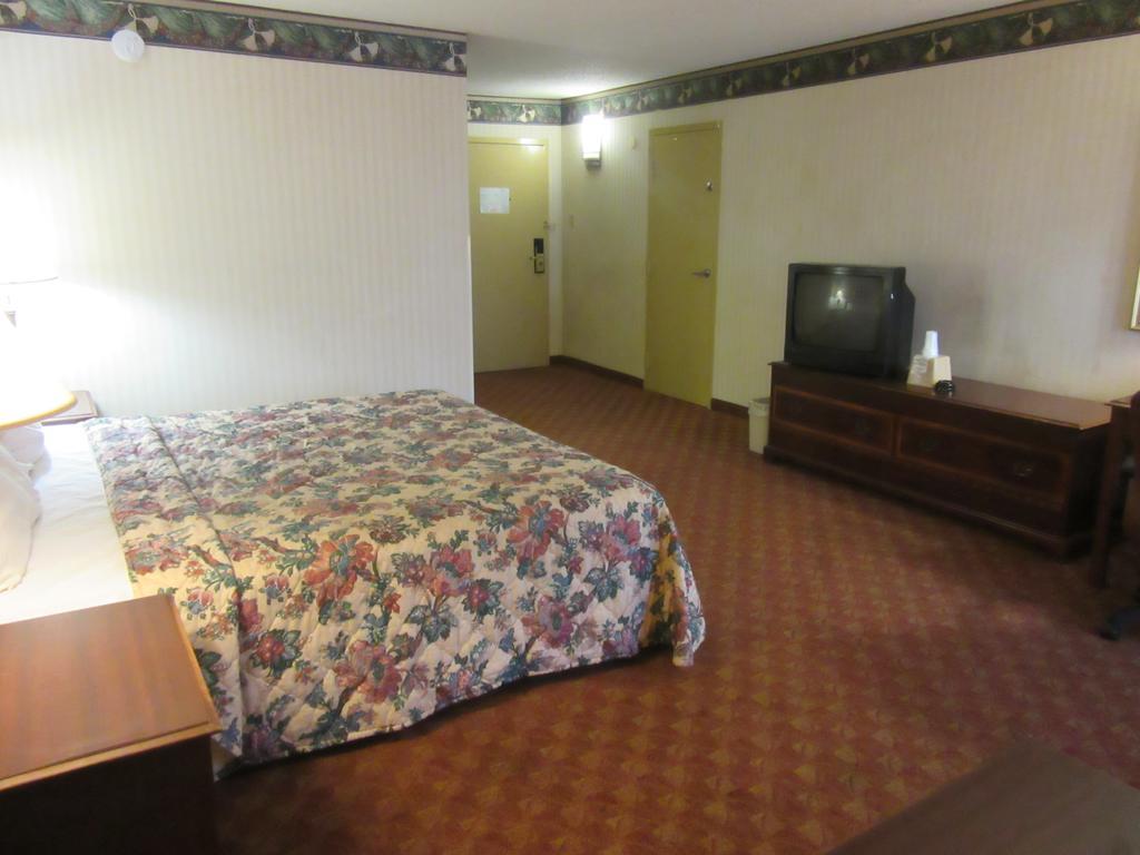 Governor's Inn & Suites Memphis Eksteriør bilde