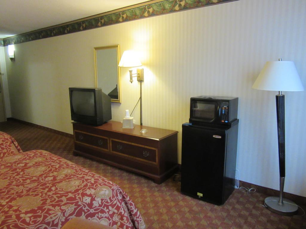 Governor's Inn & Suites Memphis Rom bilde